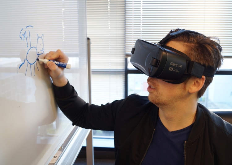 Revolutionizing Education with Virtual Reality